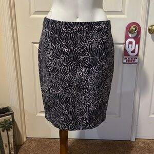 Ann Taylor Loft skirt. Size 6 NWT